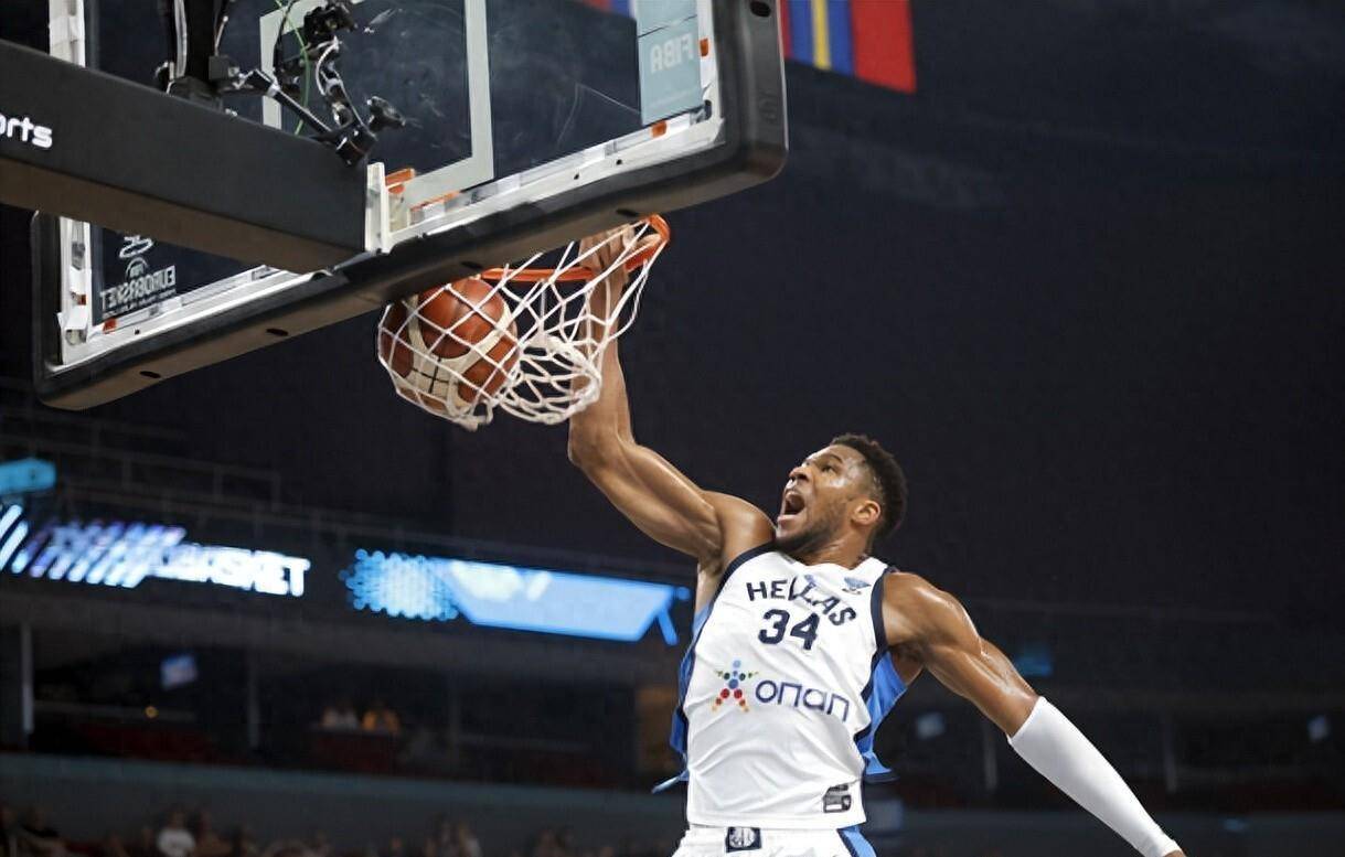 开云体育下载-希腊男篮轻取美国男篮，莫兰特一己之力扛起全队