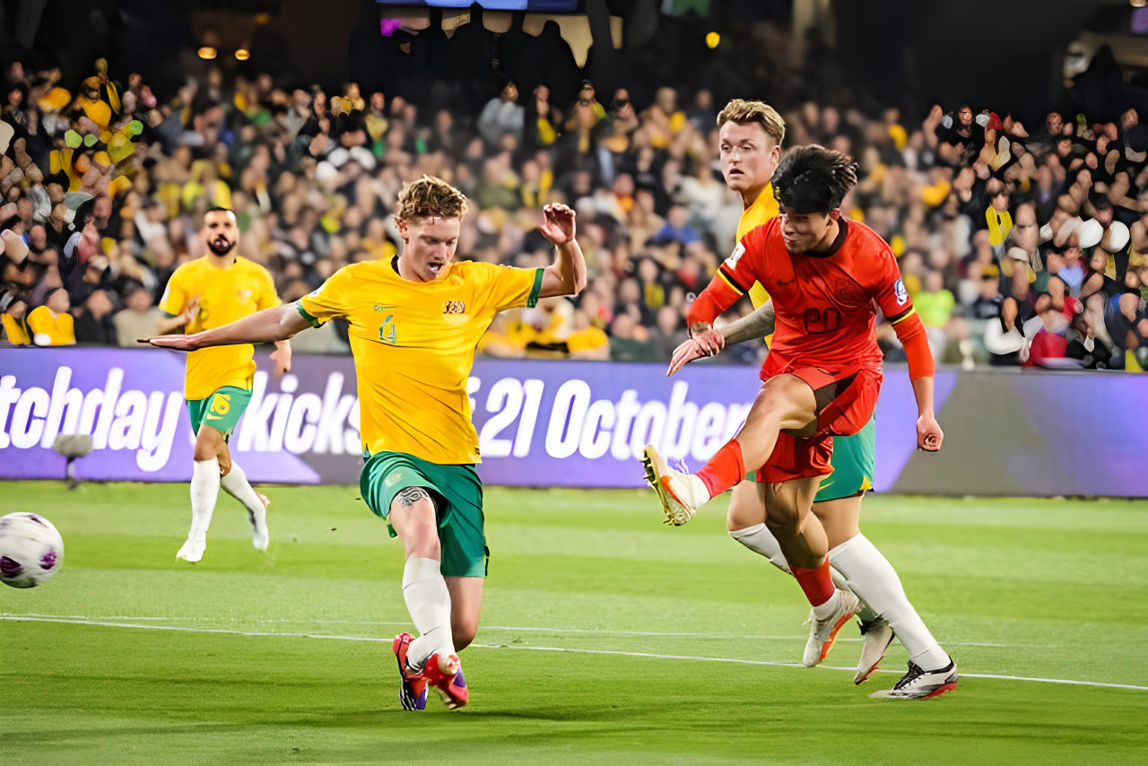 开云体育官方网站-包含亚洲球队在国际比赛中奋勇争先的词条