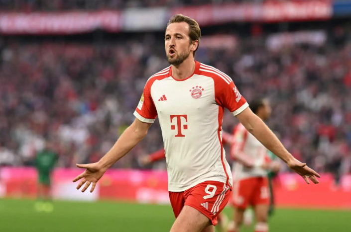 阿贾克斯球员凯恩因伤休战两周 阿贾克斯球员凯恩因伤休战两周