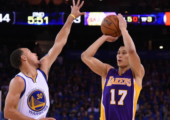 开云体育下载-包含尼克斯鏖战热火,郭艾伦关键制胜的词条