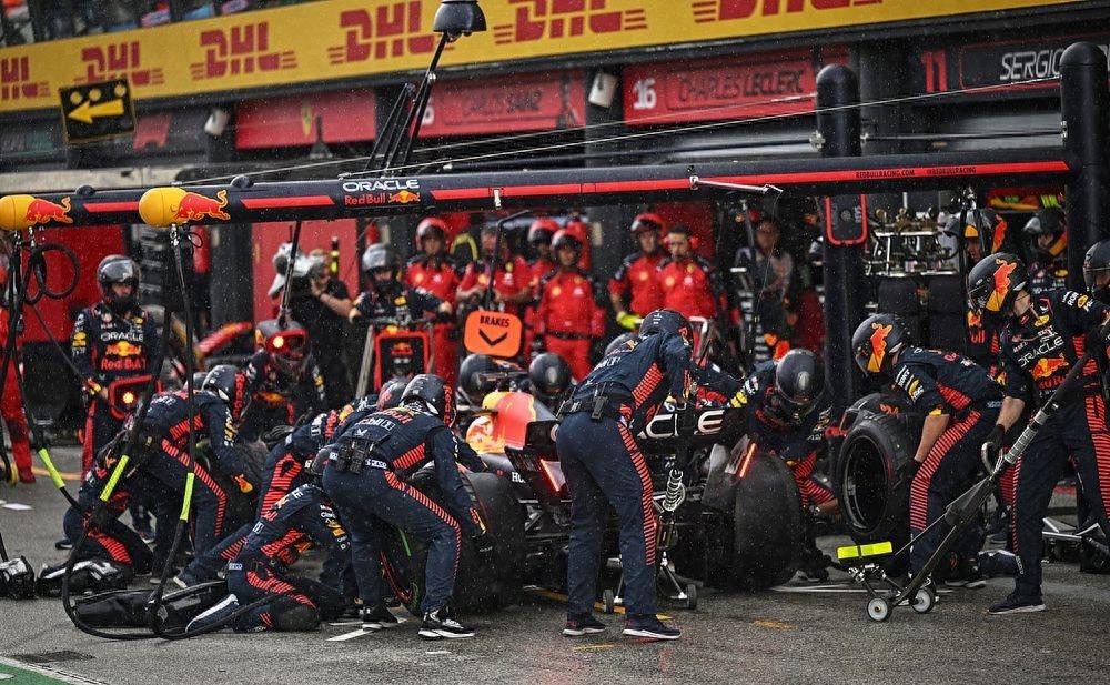 开云体育直播-关于红牛车队轻取哈斯车队,佩雷兹关键制胜的信息