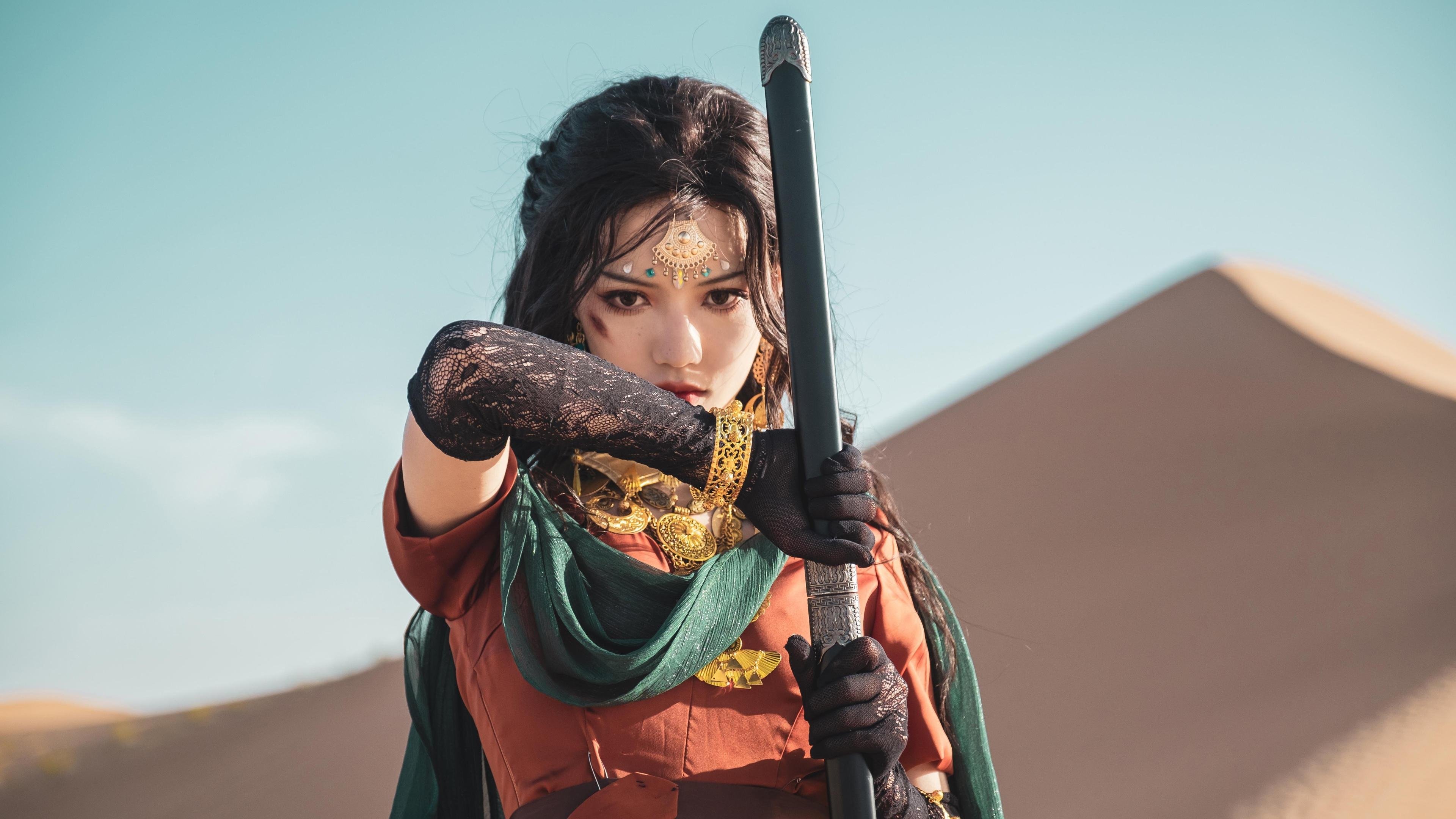 极速与对抗，F1收官战的火热法则与CBA的压制哲学